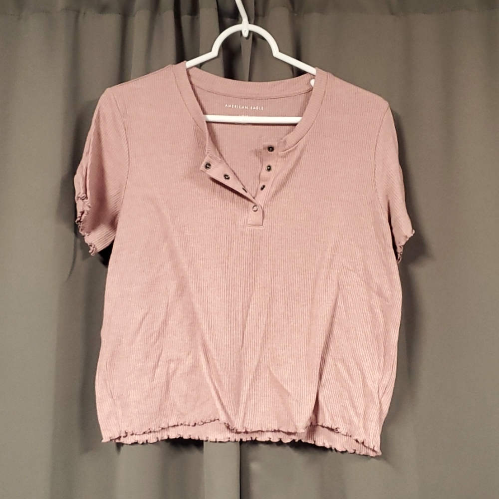 L American Eagle pink shirt with snaps